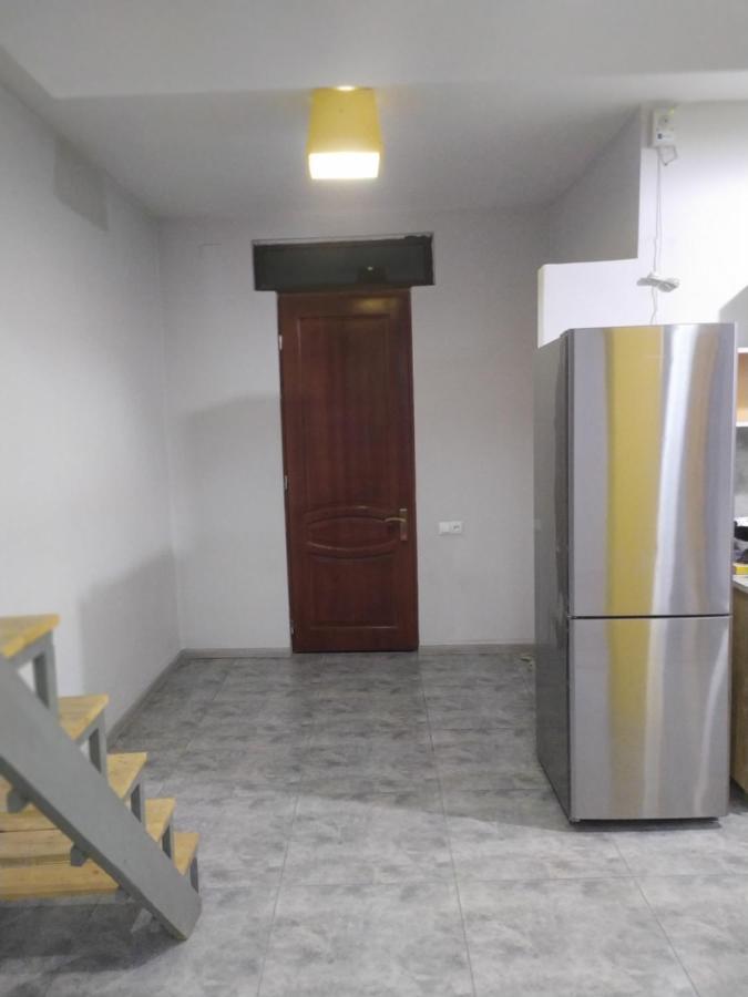 "Stairs"Guest House Yerevan Bagian luar foto