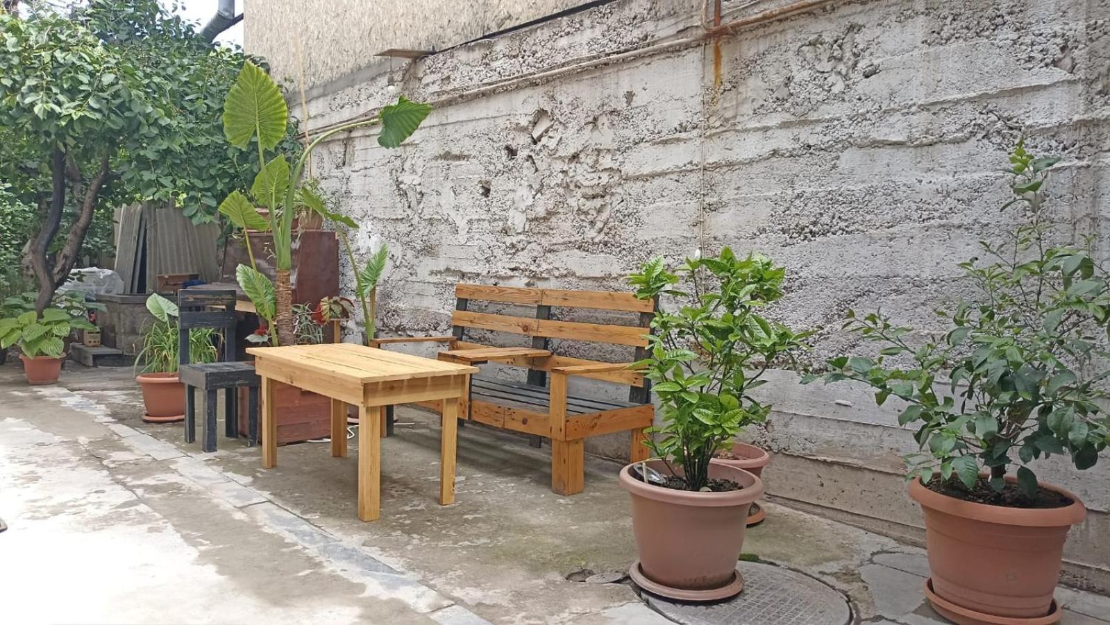 "Stairs"Guest House Yerevan Bagian luar foto